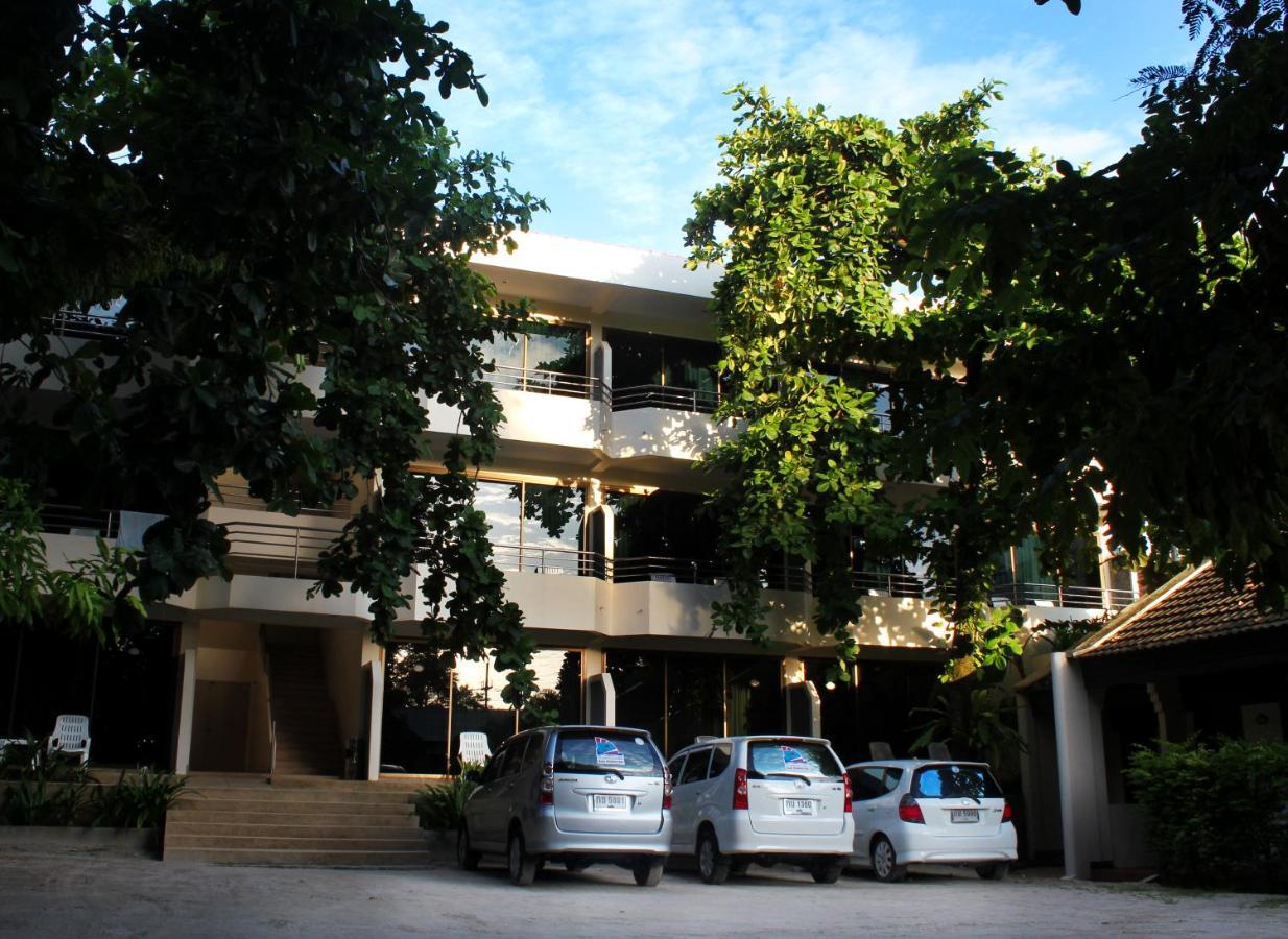 Baan Pron Phateep Patong Exterior foto